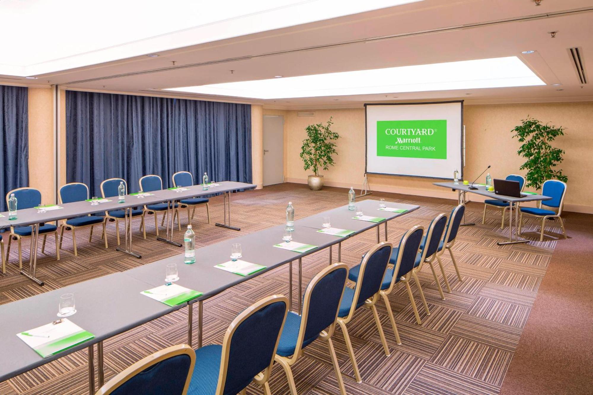 Courtyard By Marriott Rome Central Park — Foto 3