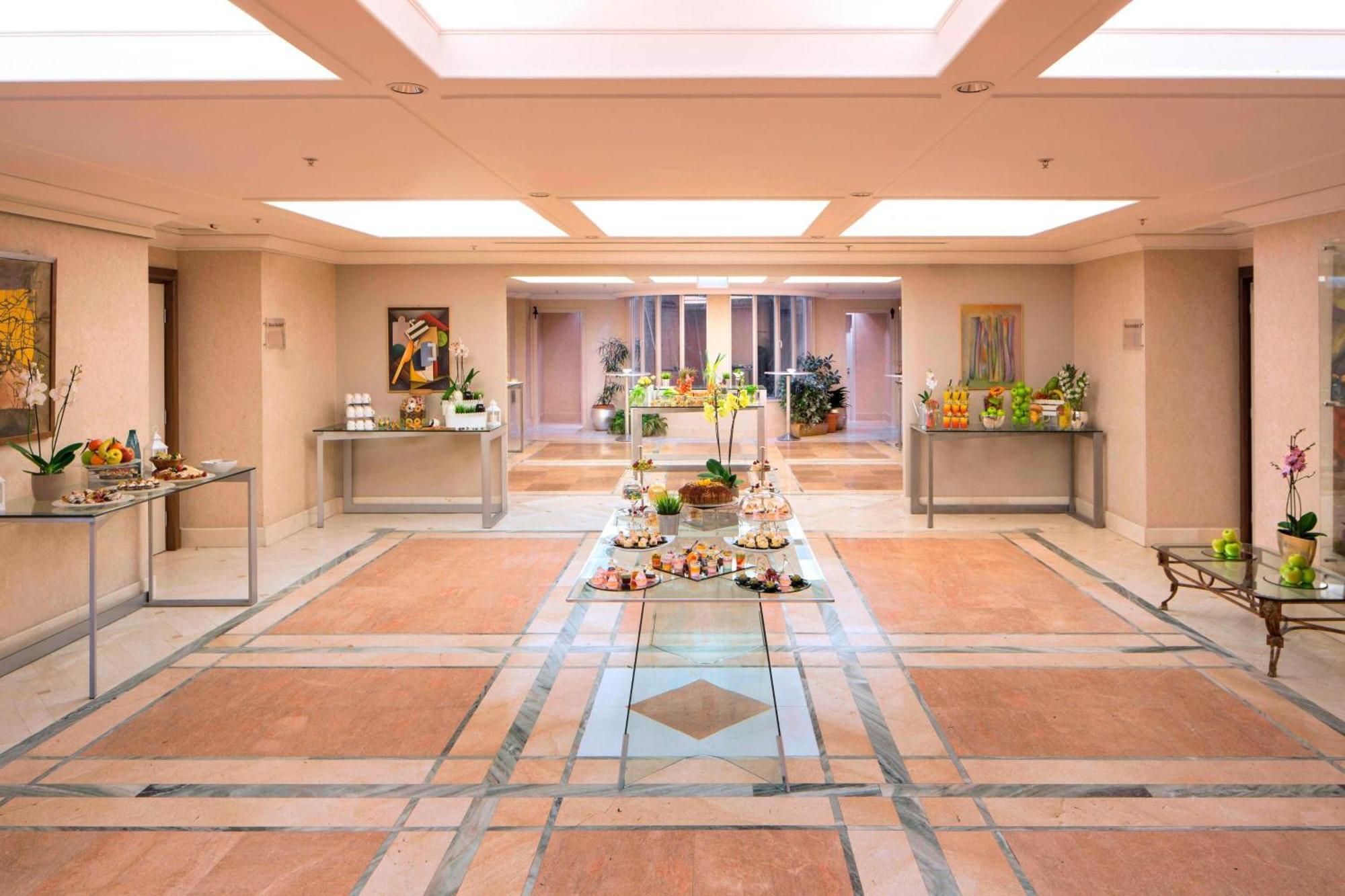 Courtyard By Marriott Rome Central Park — Foto 1